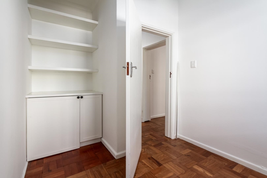 To Let 3 Bedroom Property for Rent in Sea Point Western Cape
